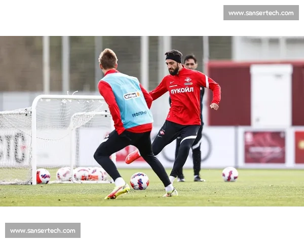 莫陆军VS莫火车头巅峰对决攻防博弈引爆焦点之夜俄超强强碰撞